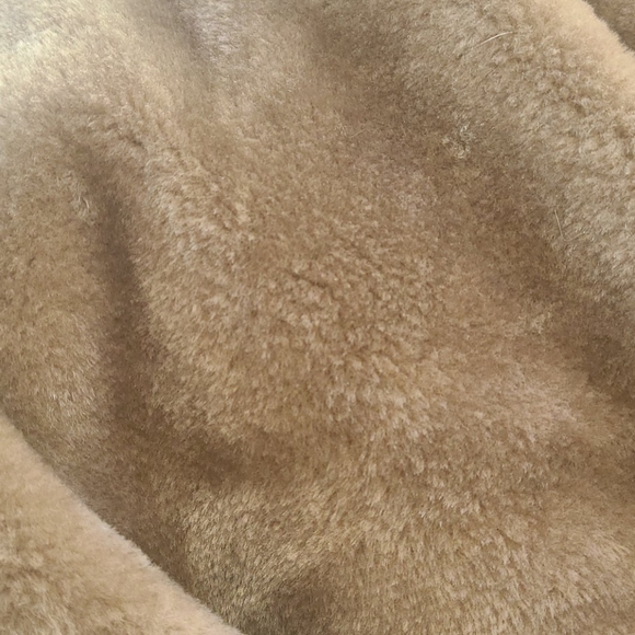 Hooded Pullover - Picture 9 of 9